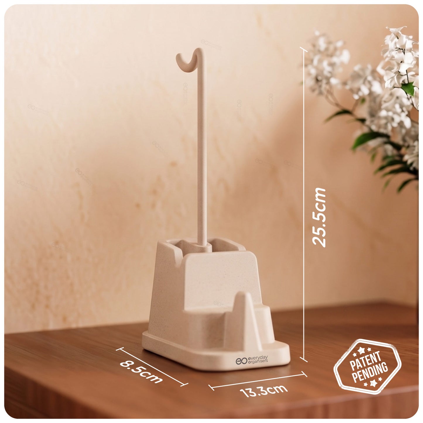 eo Desk Station Lite dimensions: 13.3 cm wide, 8.5 cm deep and 25.5 cm high